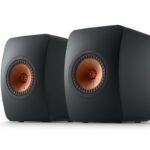 Altavoces de estantería KEF LS50 Meta en negro mate, se venden en pares.