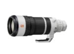 Objetivo zoom Sony Pro FE 100-400mm f/4.5 en blanco y negro para montura E.